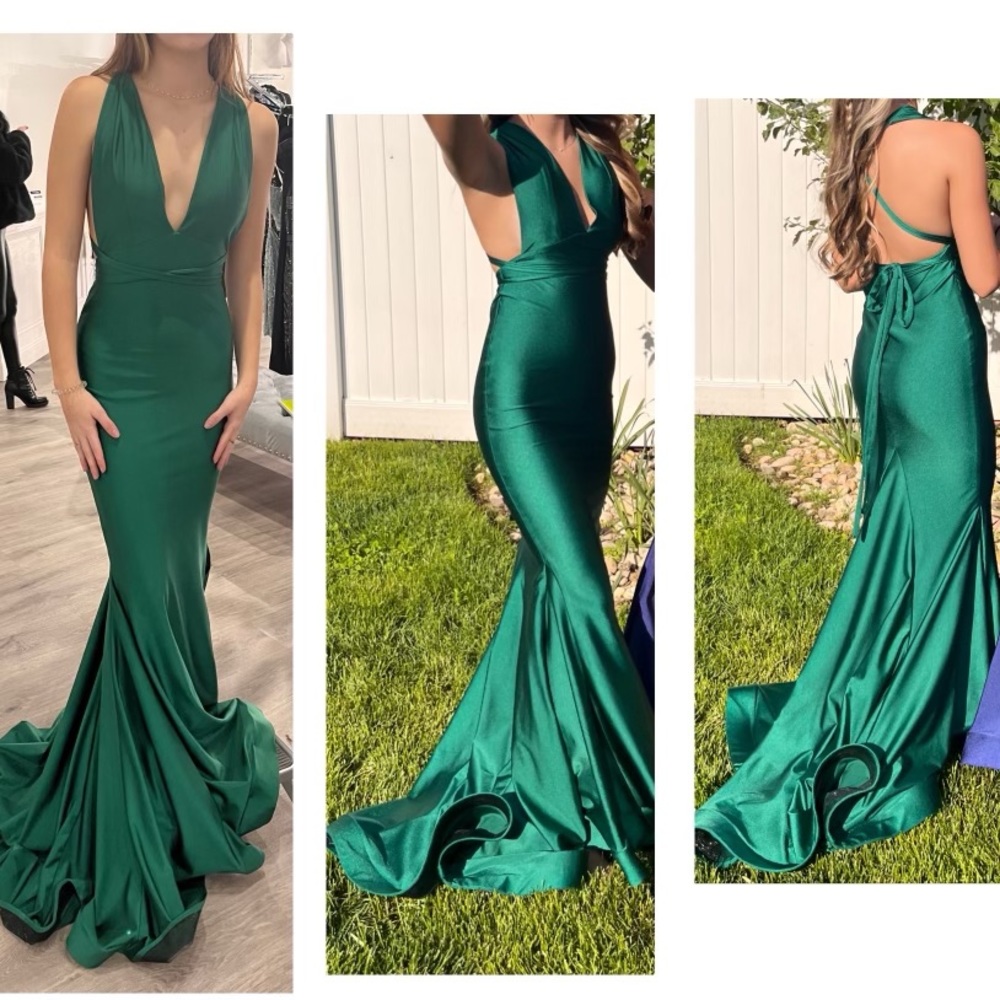 worn once. model 5’1, plus heels